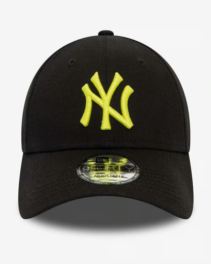 Casquette New Era League Essential 9FORTY NY Yankees noire et jaune NE5203
